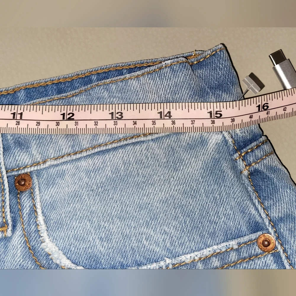 Sneak Peek Blue Jean Shorts with Distressed Raw Hem - Picture 4 of 5